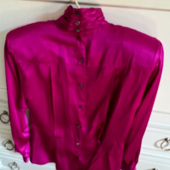 Vintage Baldanza Raspberry Silk Blouse, Size 6 - Picture 2 of 6